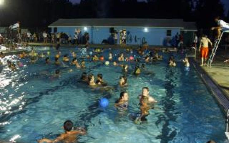 Swimming under the Stars 2022